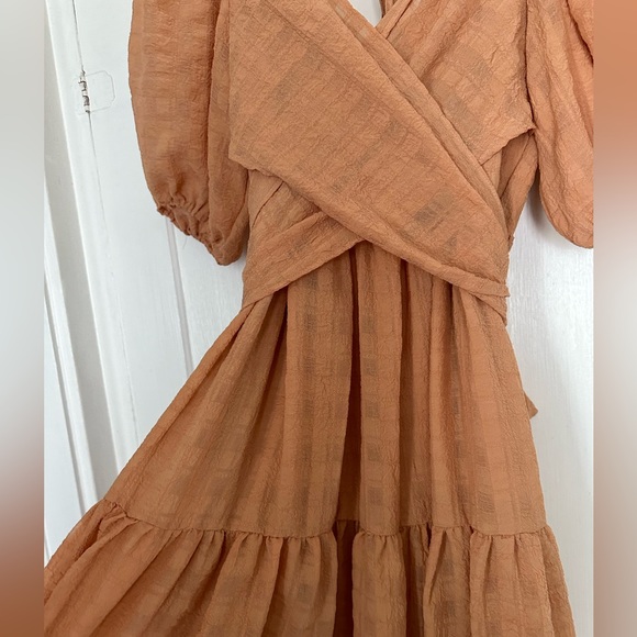 Hello Sweetheart Peach Puff Sleeve Tiered Midi Dress - Picture 6 of 7